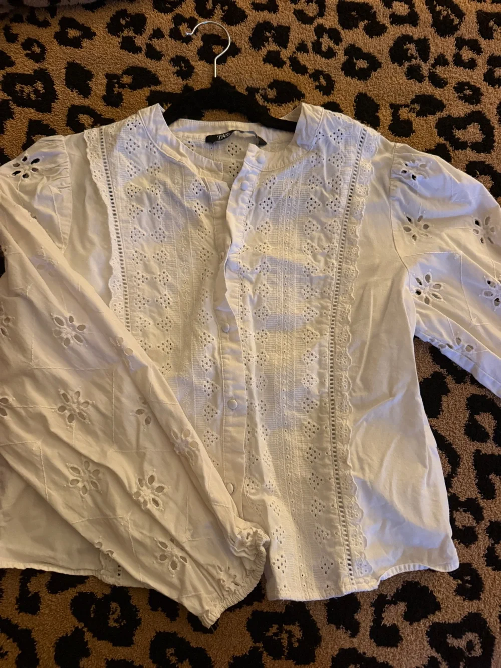 Zara White Eyelet Button-Front Blouse